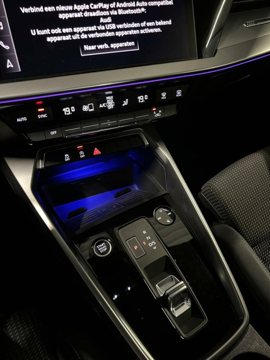 Audi A3 Audi A3 Limousine 35 TFSI edition one  S-line Virtual Sfeer