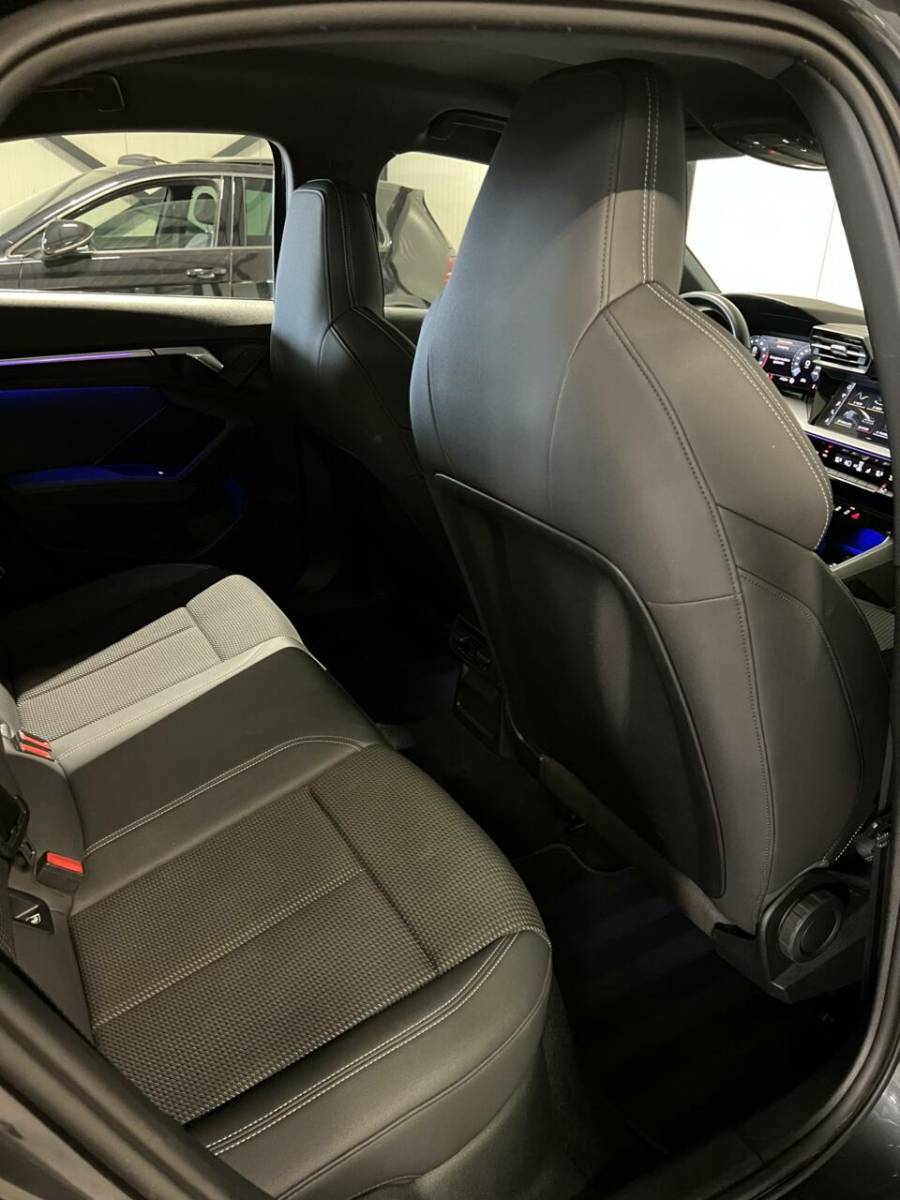 Audi A3 Audi A3 Limousine 35 TFSI edition one  S-line Virtual Sfeer