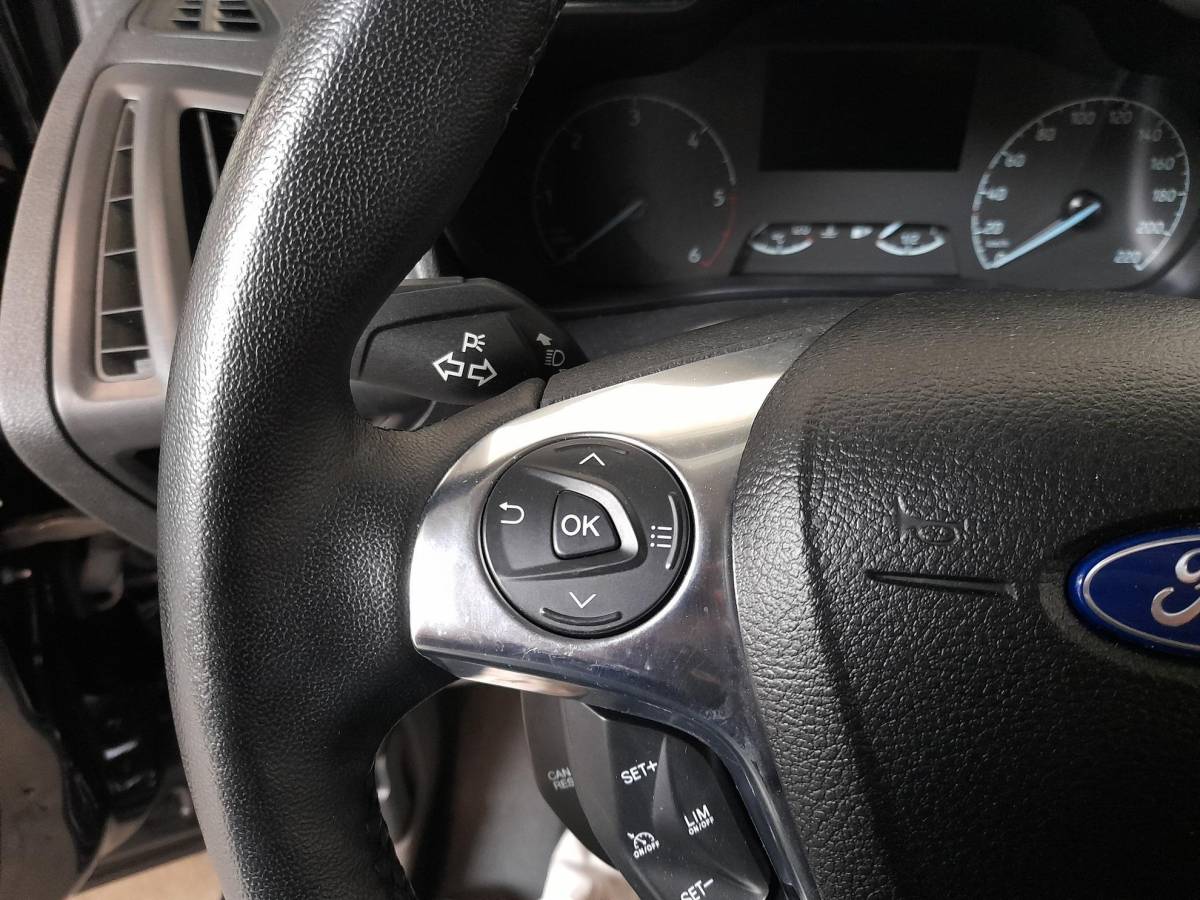 Ford Transit Connect Ford Transit Connect L2 Trend Navigatie Airco  Parkeersensoren  Camera  Bluetooth  Carplay/Android Auto Trekhaak