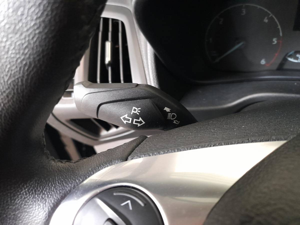 Ford Transit Connect Ford Transit Connect L2 Trend Navigatie Airco  Parkeersensoren  Camera  Bluetooth  Carplay/Android Auto Trekhaak