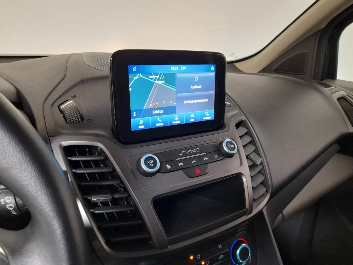 Ford Transit Connect Ford Transit Connect L2 Trend Navigatie Airco  Parkeersensoren  Camera  Bluetooth  Carplay/Android Auto Trekhaak