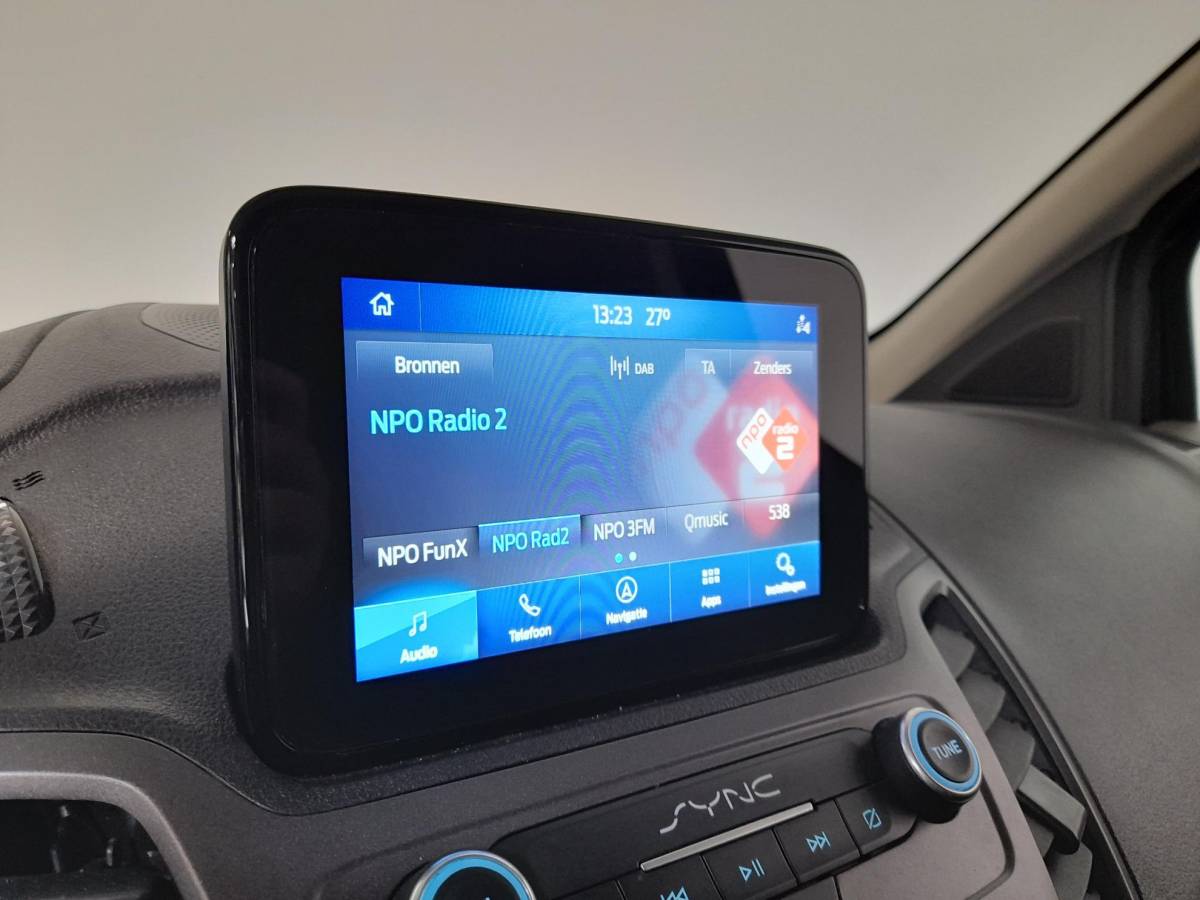 Ford Transit Connect Ford Transit Connect L2 Trend Navigatie Airco  Parkeersensoren  Camera  Bluetooth  Carplay/Android Auto Trekhaak