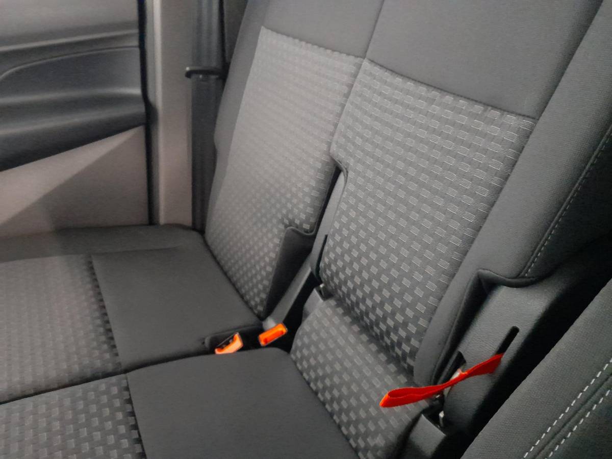 Ford Transit Connect Ford Transit Connect L2 Trend Navigatie Airco  Parkeersensoren  Camera  Bluetooth  Carplay/Android Auto Trekhaak