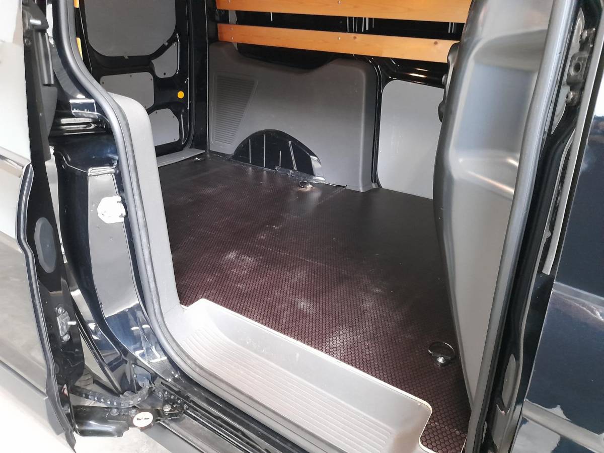 Ford Transit Connect Ford Transit Connect L2 Trend Navigatie Airco  Parkeersensoren  Camera  Bluetooth  Carplay/Android Auto Trekhaak