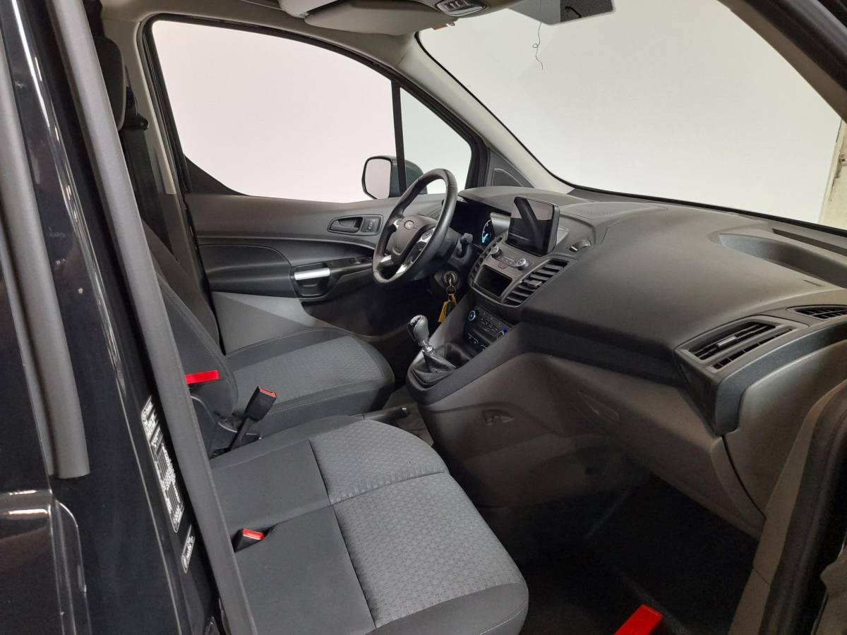 Ford Transit Connect Ford Transit Connect L2 Trend Navigatie Airco  Parkeersensoren  Camera  Bluetooth  Carplay/Android Auto Trekhaak
