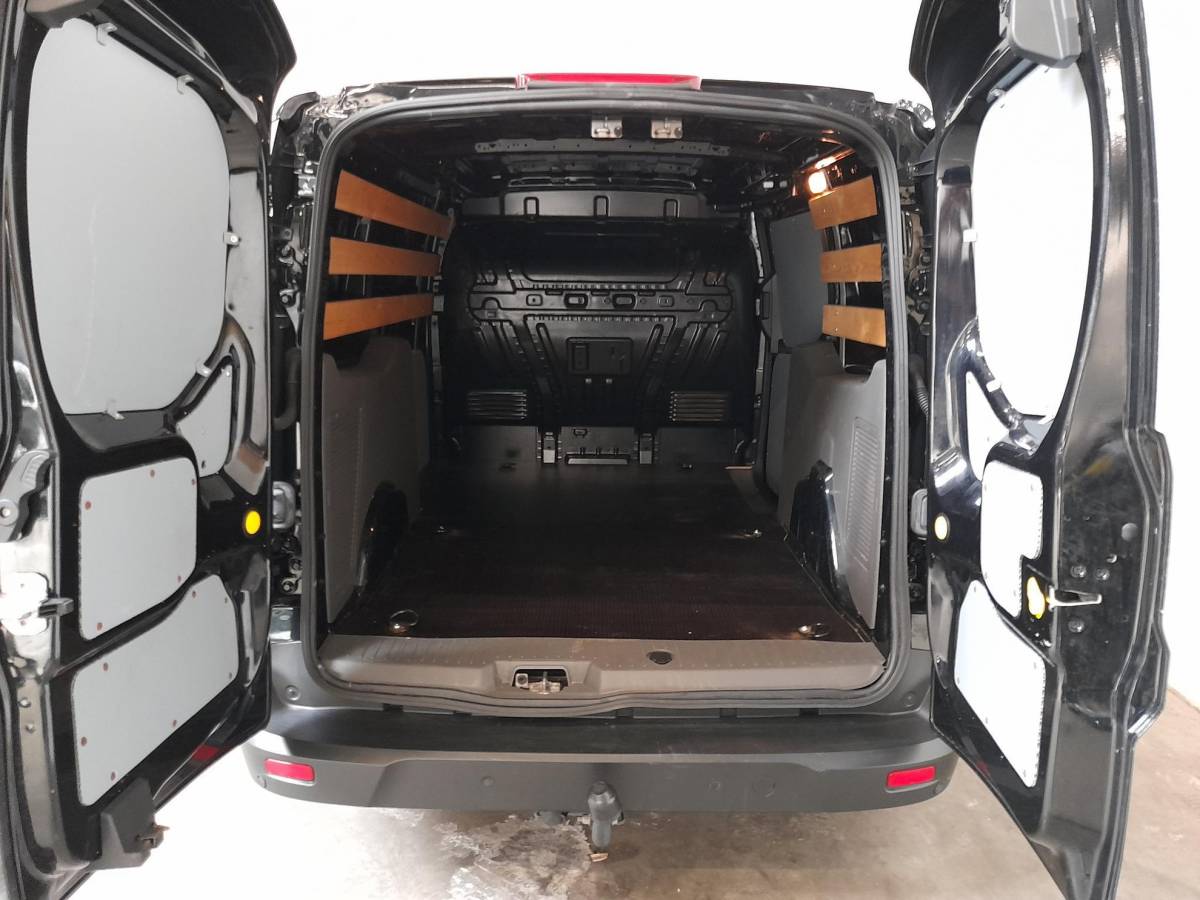 Ford Transit Connect Ford Transit Connect L2 Trend Navigatie Airco  Parkeersensoren  Camera  Bluetooth  Carplay/Android Auto Trekhaak