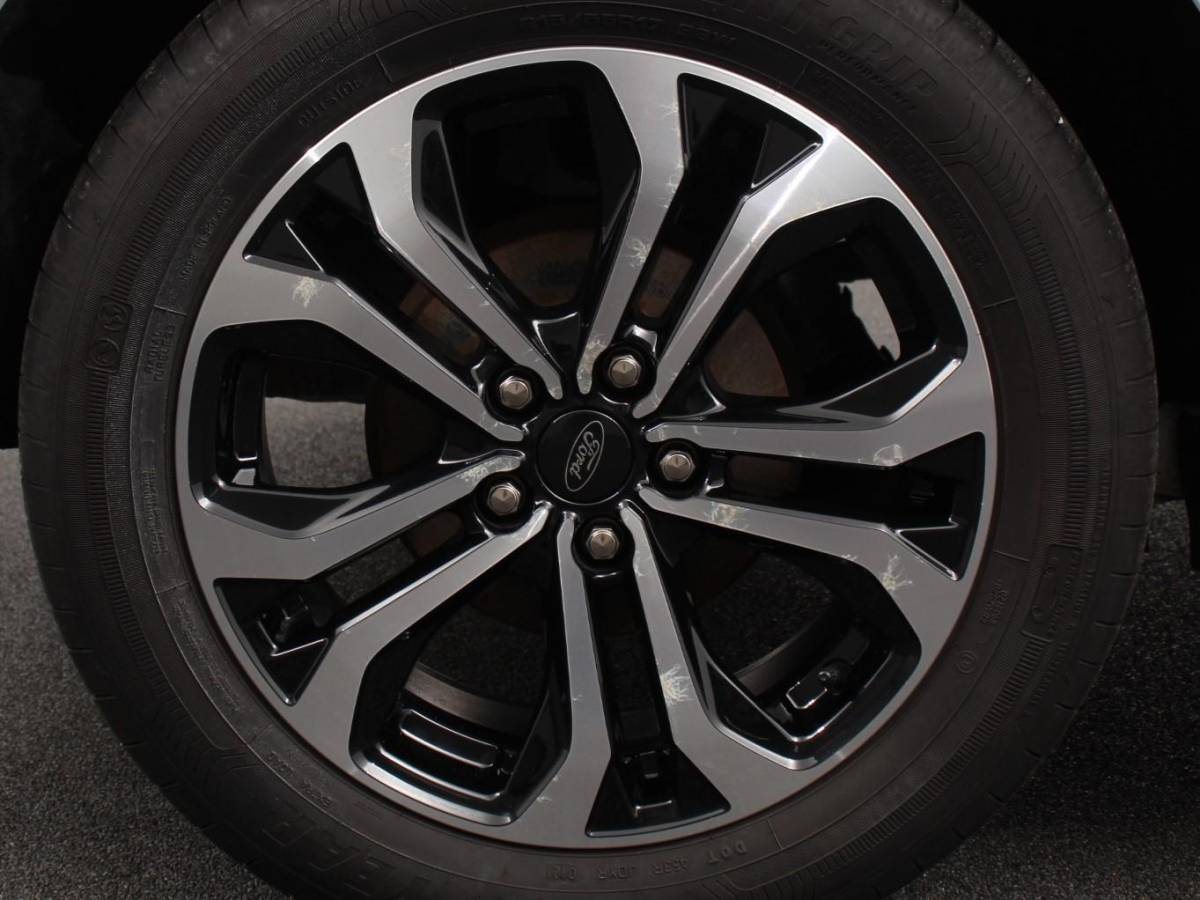 Ford Puma Ford Puma 1.0 EcoBoost 125pk Hybrid ST-Line | Navigatie | Apple Carplay/Android Auto | Climate Control | Cruise Control | Led | Dab | Verwarmde voorstoelen | Parkeer sensoren | Keyless Entry