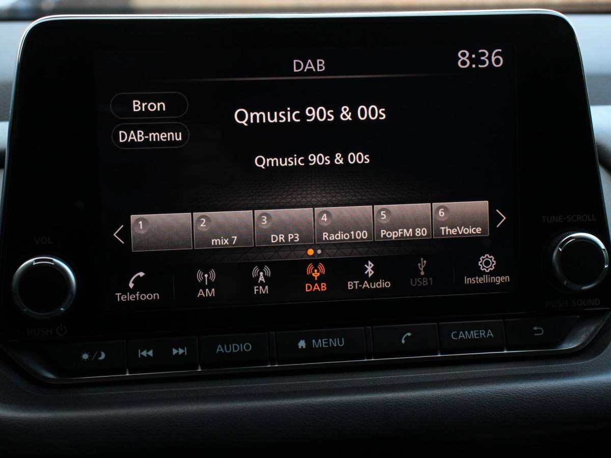 Nissan QASHQAI Nissan Qashqai 1.3 MHEV Xtronic Acenta Navigatie Apple Carplay/Andoid Auto Parkeersensor achter Camera Adaptive Cruise Control Blind Spot Assist Stuur- en stoelverwarming Ledverlichting Climatronic