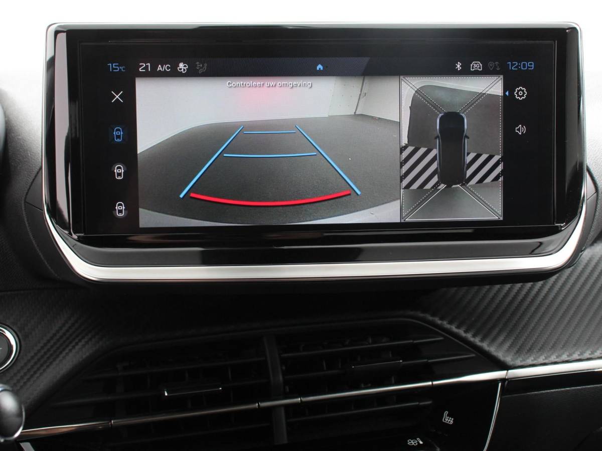 Peugeot 2008 Peugeot 2008 1.2 PureTech 130pk Automaat Allure | Navigatie | Climate Control | Camera 360 | Dab | Led | Lichtmetalen Velgen | Parkeer sensoren | Cruise Control Adaptive | Stoelverwarming