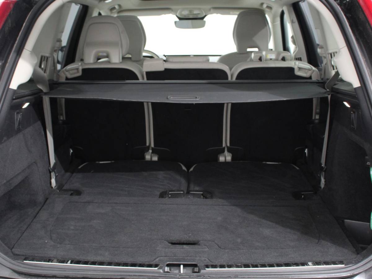 Volvo XC90 Volvo XC90 2.0 T8 Recharge AWD Ultimate Dark | Leder | Panorama-schuifdak | Navigatie | Electrisch bedienbare achterklep | Camera 360* | Elektrische trekhaak Adaptieve cruise control | Keyless | Verwarmde stoelen | LED | Stuurverwarming | Apple Carplay/ Android Auto