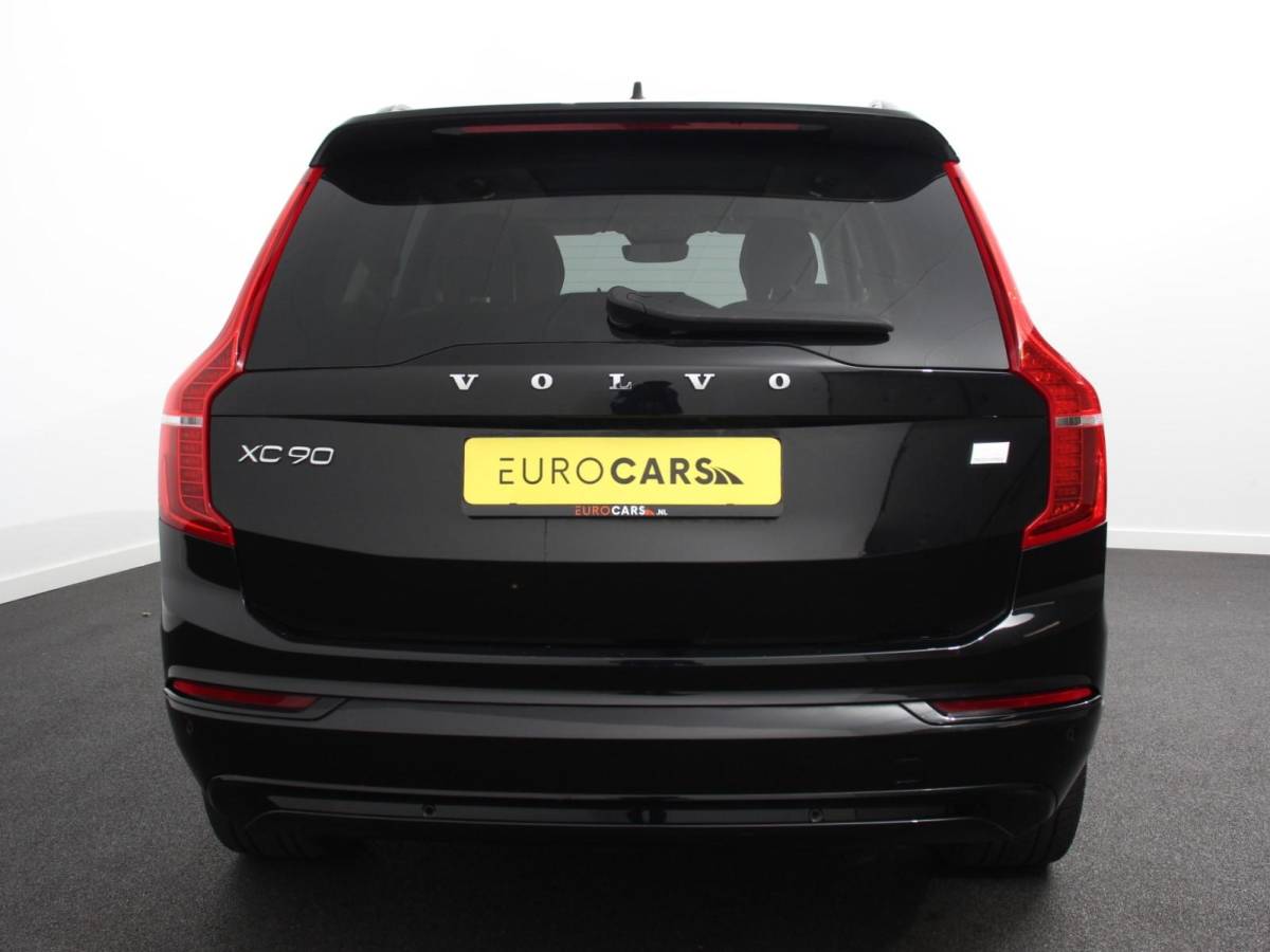 Volvo XC90 Volvo XC90 2.0 T8 Recharge AWD Ultimate Dark | Leder | Panorama-schuifdak | Navigatie | Electrisch bedienbare achterklep | Camera 360* | Elektrische trekhaak Adaptieve cruise control | Keyless | Verwarmde stoelen | LED | Stuurverwarming | Apple Carplay/ Android Auto