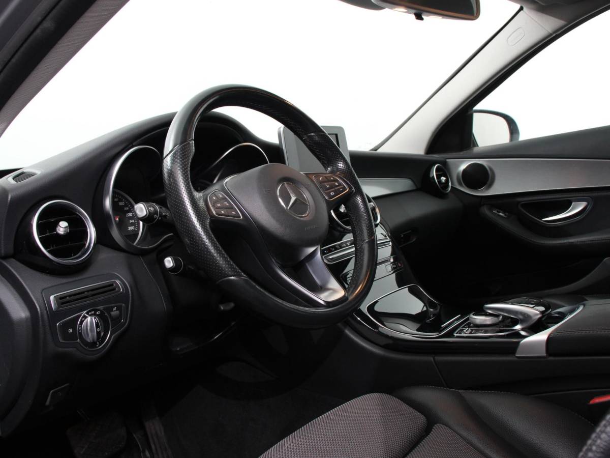 Mercedes-Benz C-Klasse Mercedes-Benz C-klasse Estate 180 Ambition Automaat | Climate control | Leder | Navigatie | Lichtmetalen velgen | Parksensoren | Cruise control