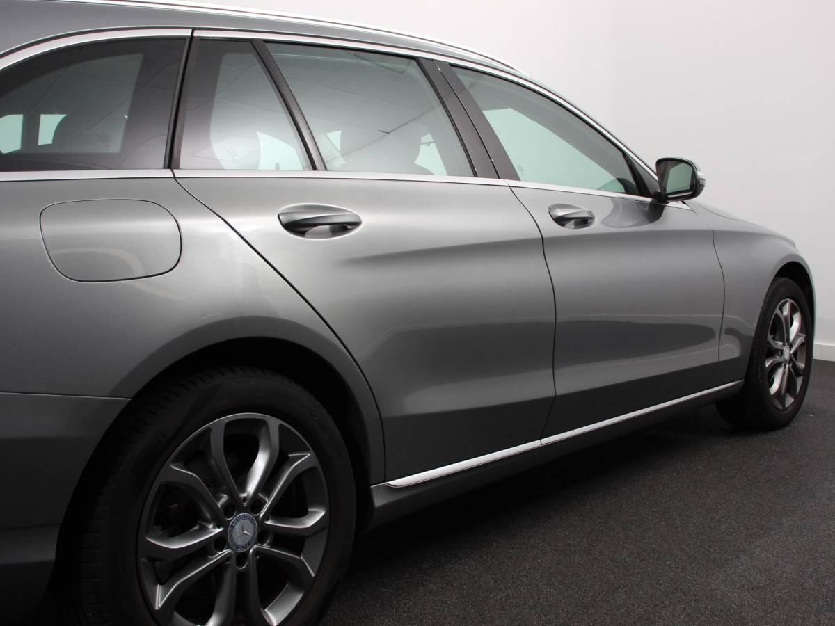 Mercedes-Benz C-Klasse Mercedes-Benz C-klasse Estate 180 Ambition Automaat | Climate control | Leder | Navigatie | Lichtmetalen velgen | Parksensoren | Cruise control