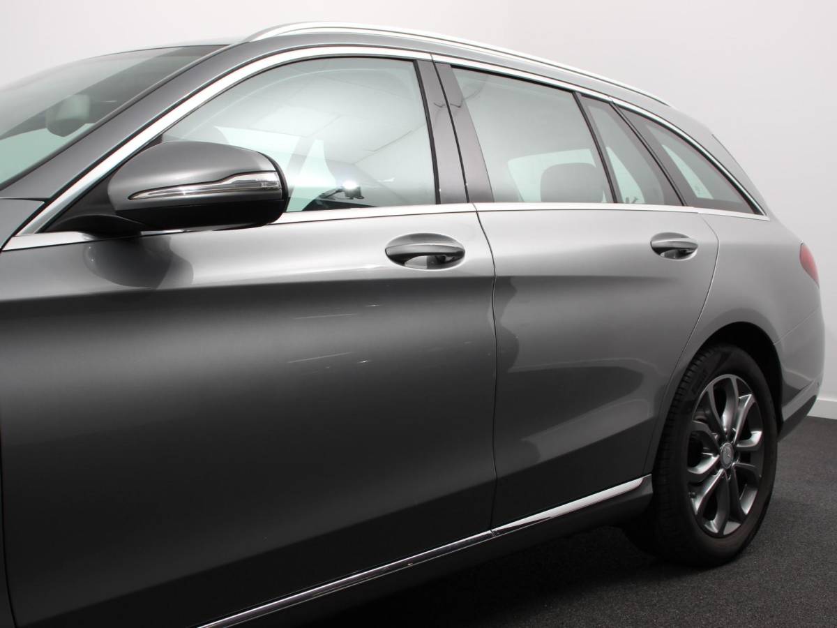 Mercedes-Benz C-Klasse Mercedes-Benz C-klasse Estate 180 Ambition Automaat | Climate control | Leder | Navigatie | Lichtmetalen velgen | Parksensoren | Cruise control