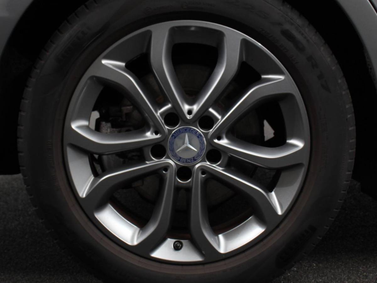 Mercedes-Benz C-Klasse Mercedes-Benz C-klasse Estate 180 Ambition Automaat | Climate control | Leder | Navigatie | Lichtmetalen velgen | Parksensoren | Cruise control