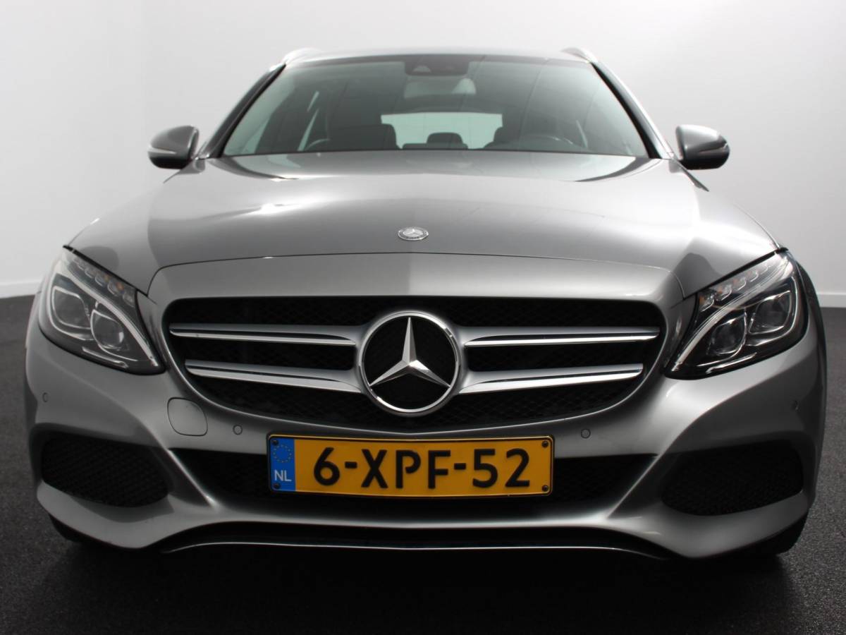 Mercedes-Benz C-Klasse Mercedes-Benz C-klasse Estate 180 Ambition Automaat | Climate control | Leder | Navigatie | Lichtmetalen velgen | Parksensoren | Cruise control