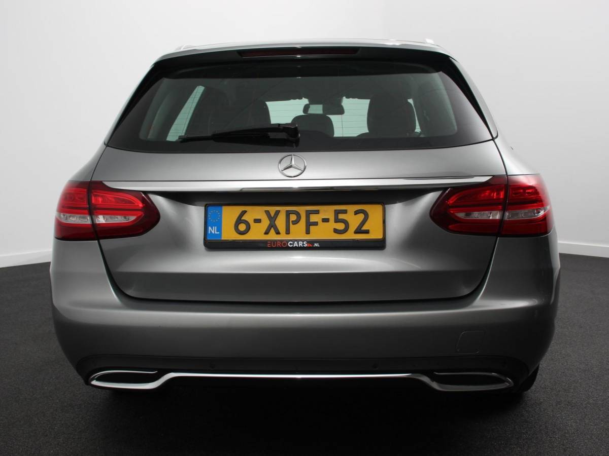 Mercedes-Benz C-Klasse Mercedes-Benz C-klasse Estate 180 Ambition Automaat | Climate control | Leder | Navigatie | Lichtmetalen velgen | Parksensoren | Cruise control