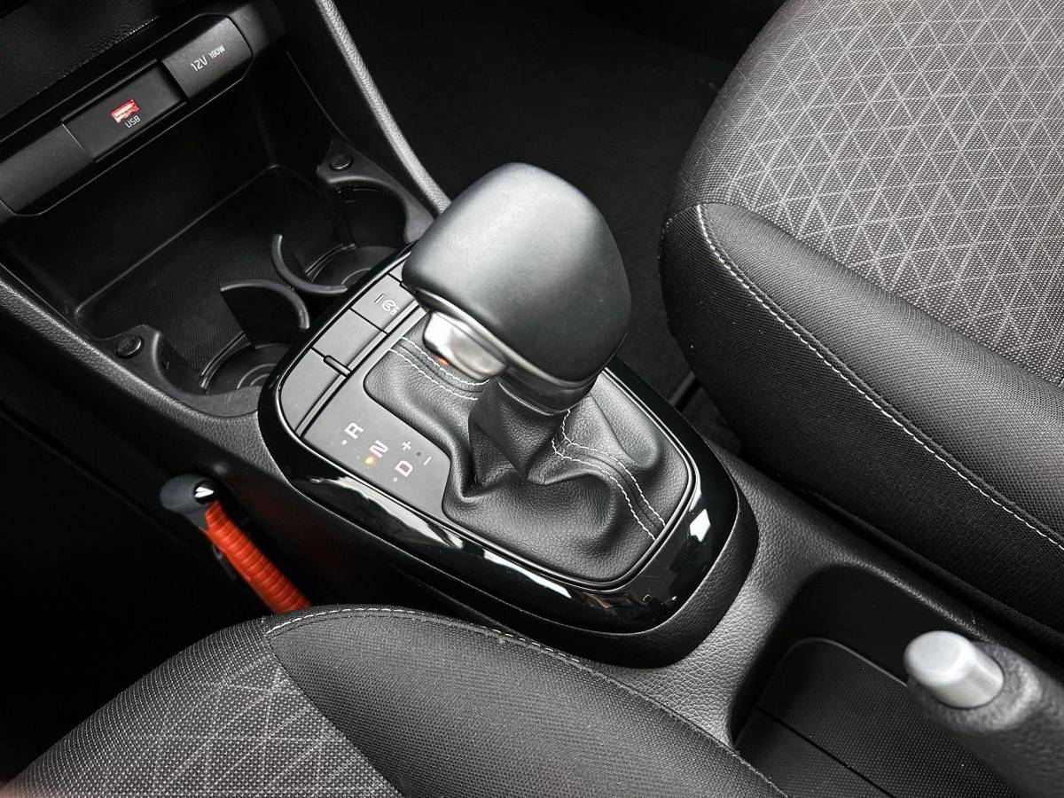 Kia Picanto Kia Picanto 1.0 DPi DynamicLine Automaat | Navigatie | Apple Carplay/Android Auto | Airco | Camera | DAB | Lichtmetalen velgen | Bluetooth
