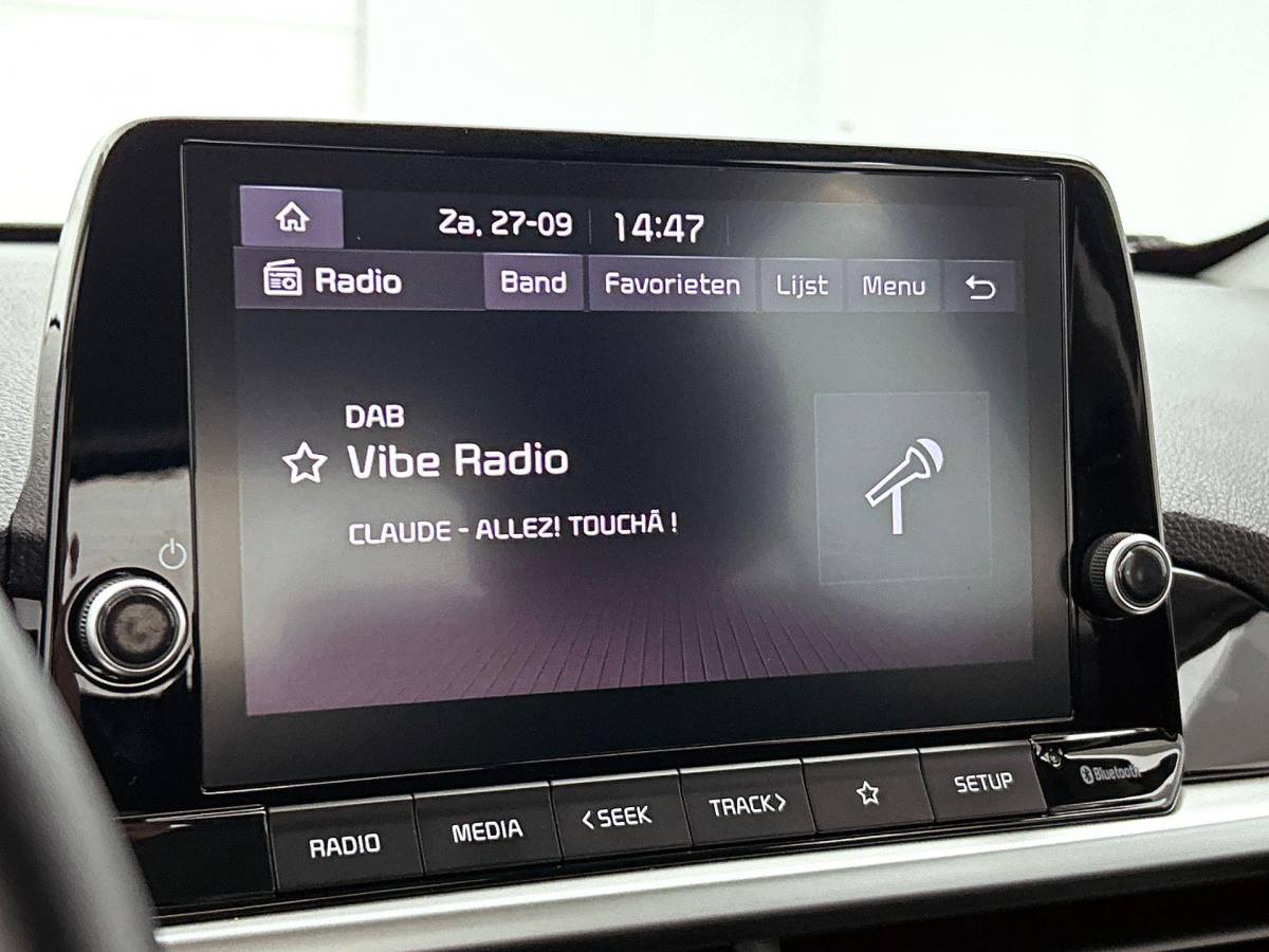 Kia Picanto Kia Picanto 1.0 DPi DynamicLine Automaat | Navigatie | Apple Carplay/Android Auto | Airco | Camera | DAB | Lichtmetalen velgen | Bluetooth