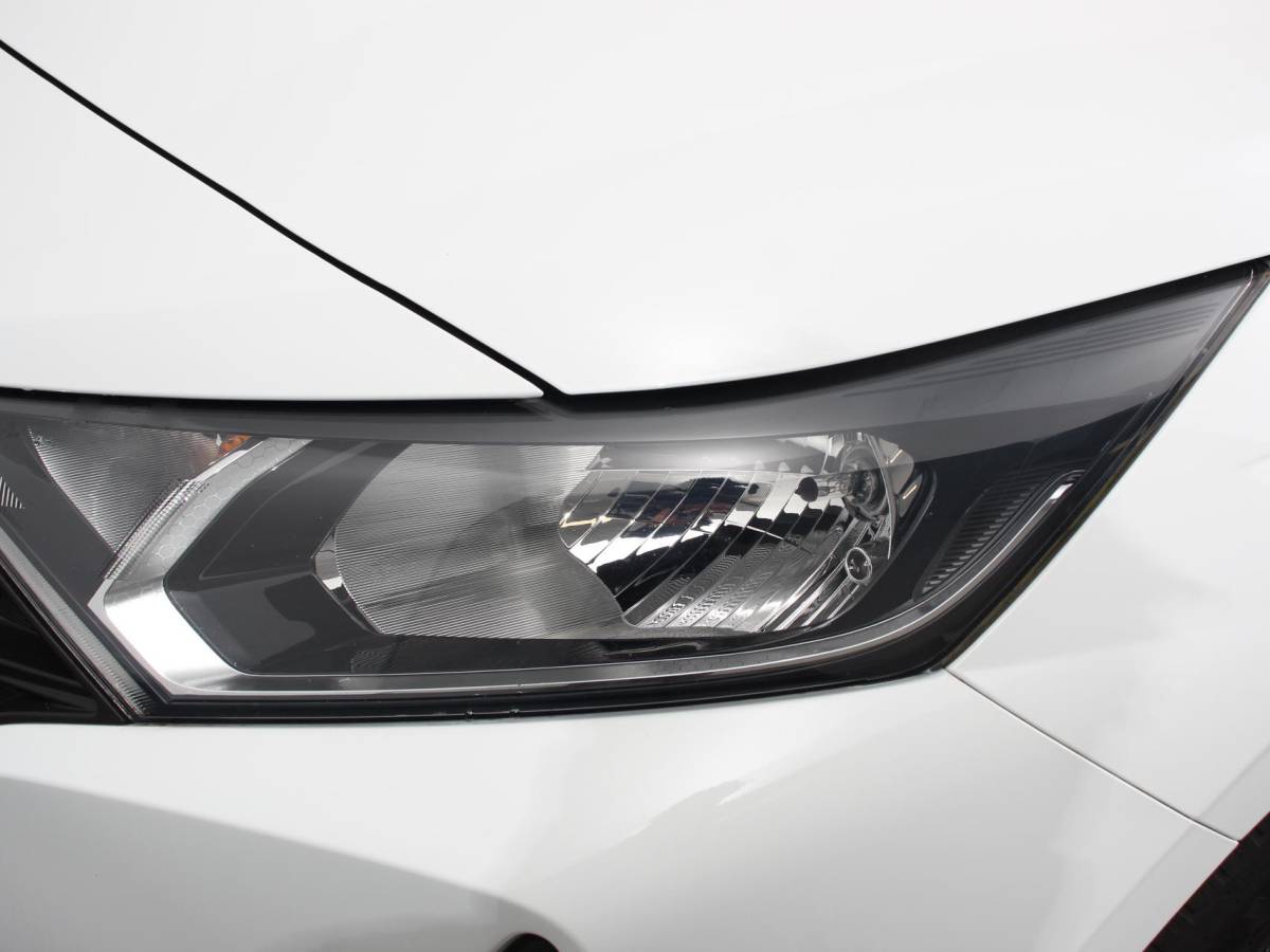 Hyundai i20 Hyundai i20 1.2 MPI Trend | Navigatie | Apple Carplay/Android Auto | Cruise Control | Parkeer sensoren | Digitale Cockpit | Stoelverwarming