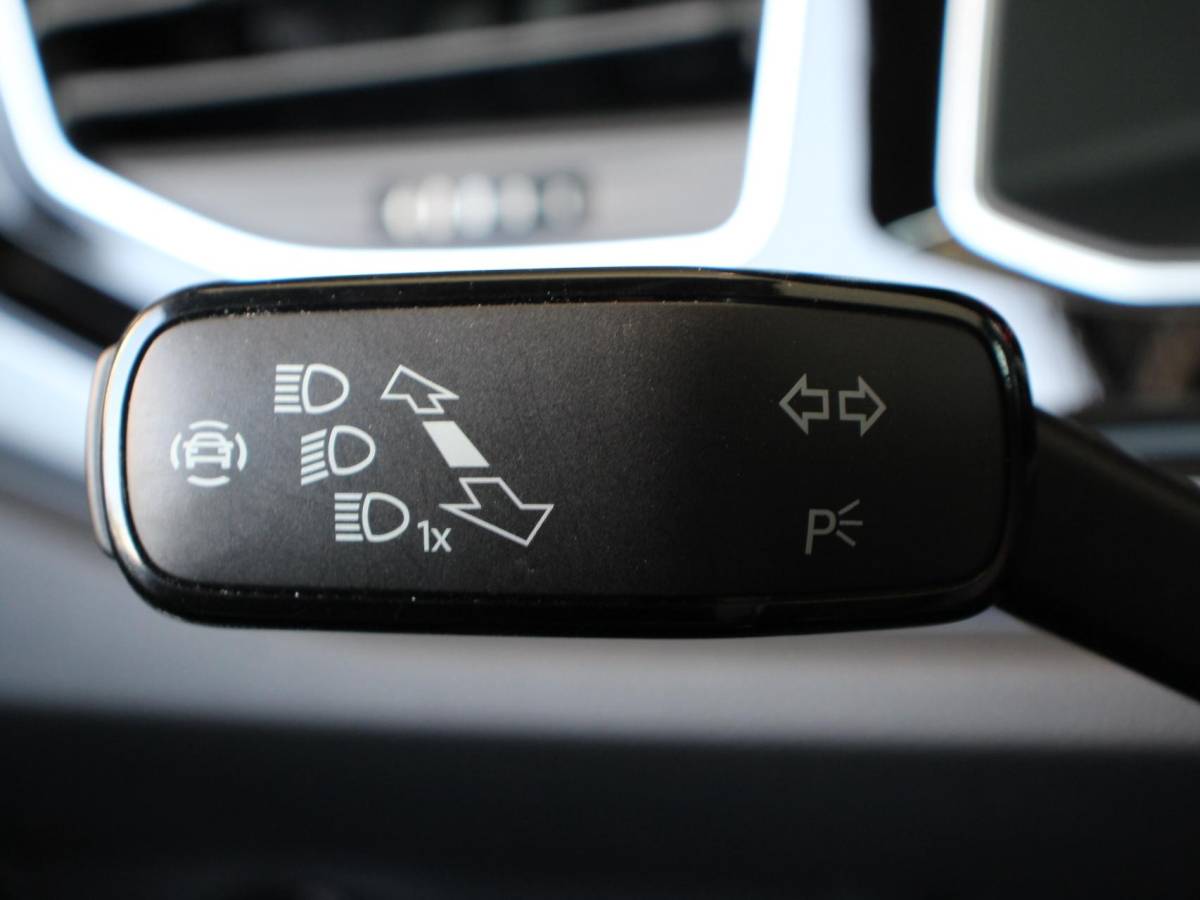 Volkswagen Polo Volkswagen Polo 2.0 TSI GTI Automaat | Apple Carplay / Android Auto | Parkersensoren V+A | Park Assist | Dodehoek Assistent | Adaptive Cruise Control | Verwarmde Voorstoelen | DAB+