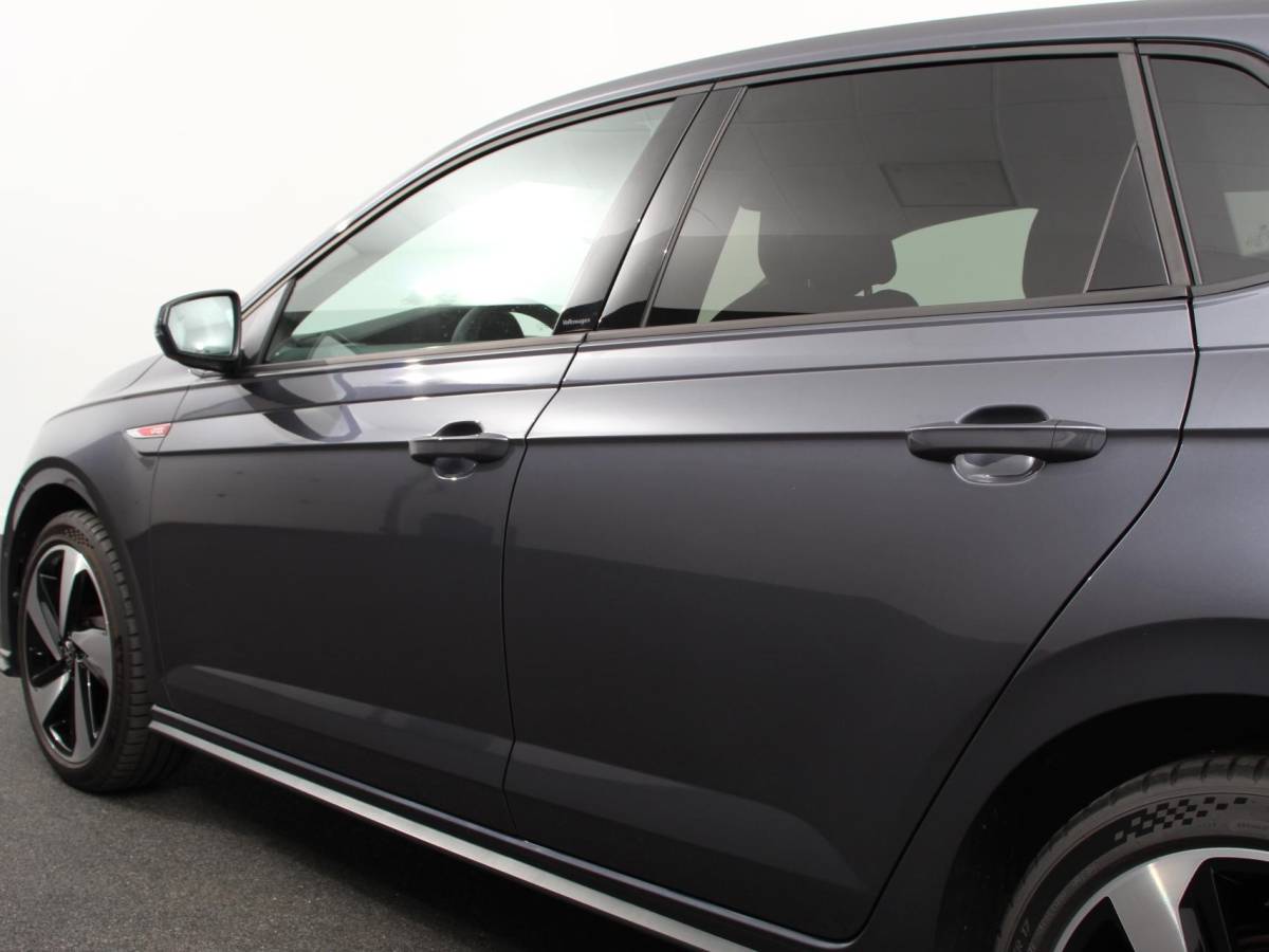 Volkswagen Polo Volkswagen Polo 2.0 TSI GTI Automaat | Apple Carplay / Android Auto | Parkersensoren V+A | Park Assist | Dodehoek Assistent | Adaptive Cruise Control | Verwarmde Voorstoelen | DAB+