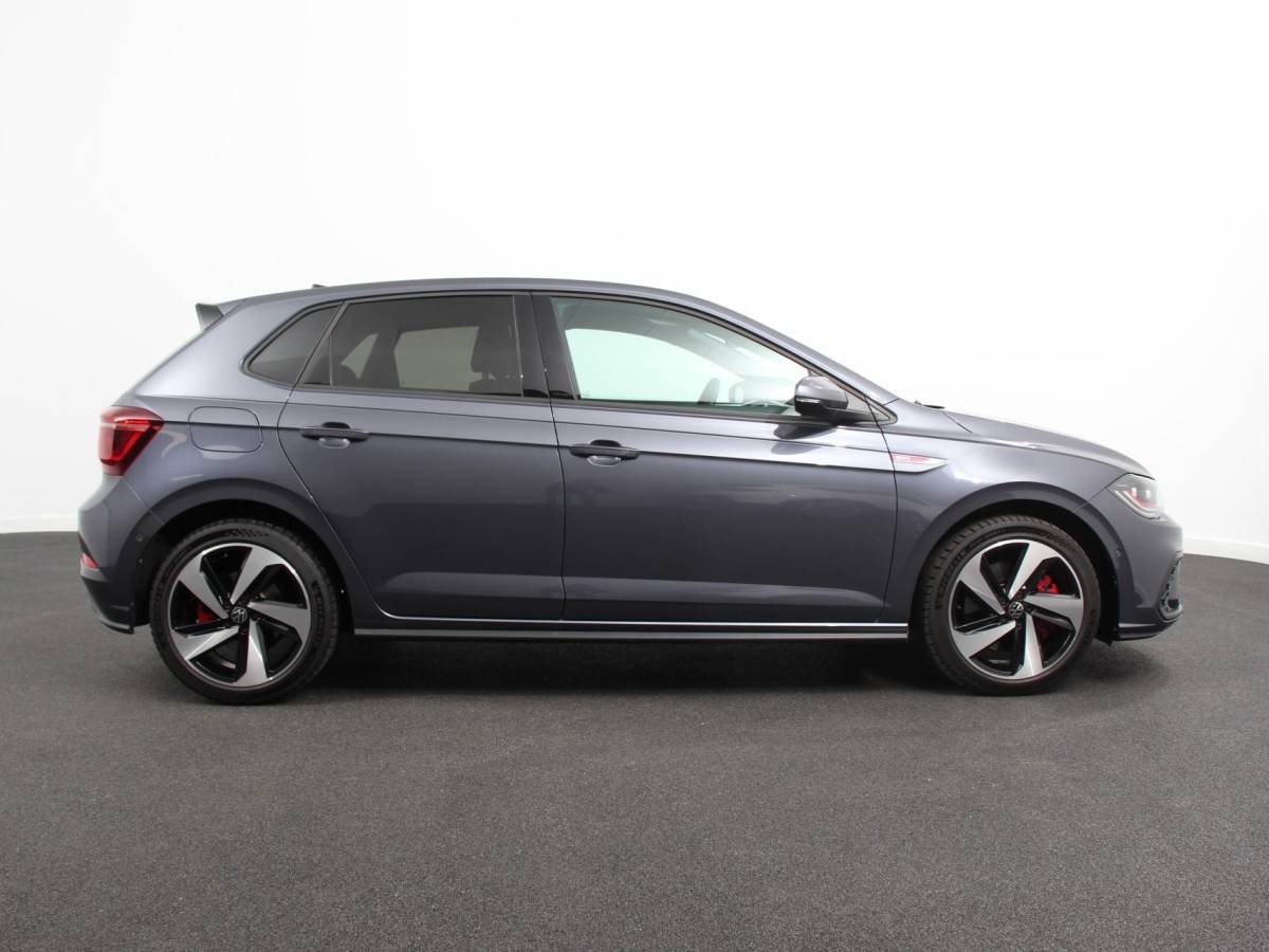 Volkswagen Polo Volkswagen Polo 2.0 TSI GTI Automaat | Apple Carplay / Android Auto | Parkersensoren V+A | Park Assist | Dodehoek Assistent | Adaptive Cruise Control | Verwarmde Voorstoelen | DAB+