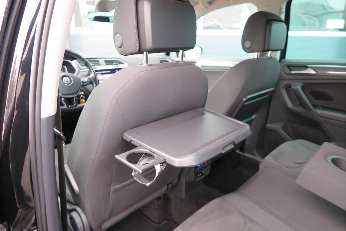 Volkswagen Tiguan Volkswagen Tiguan 1.5 TSI  150pk DSG ACT R-Line  Highline Virtual cockpit,  Led ,Stoelverwarming , PDC , Achterruitrijcamera , Adaptive cruise , Parkeerhulp , Trekhaak , Carplay ,etc.
