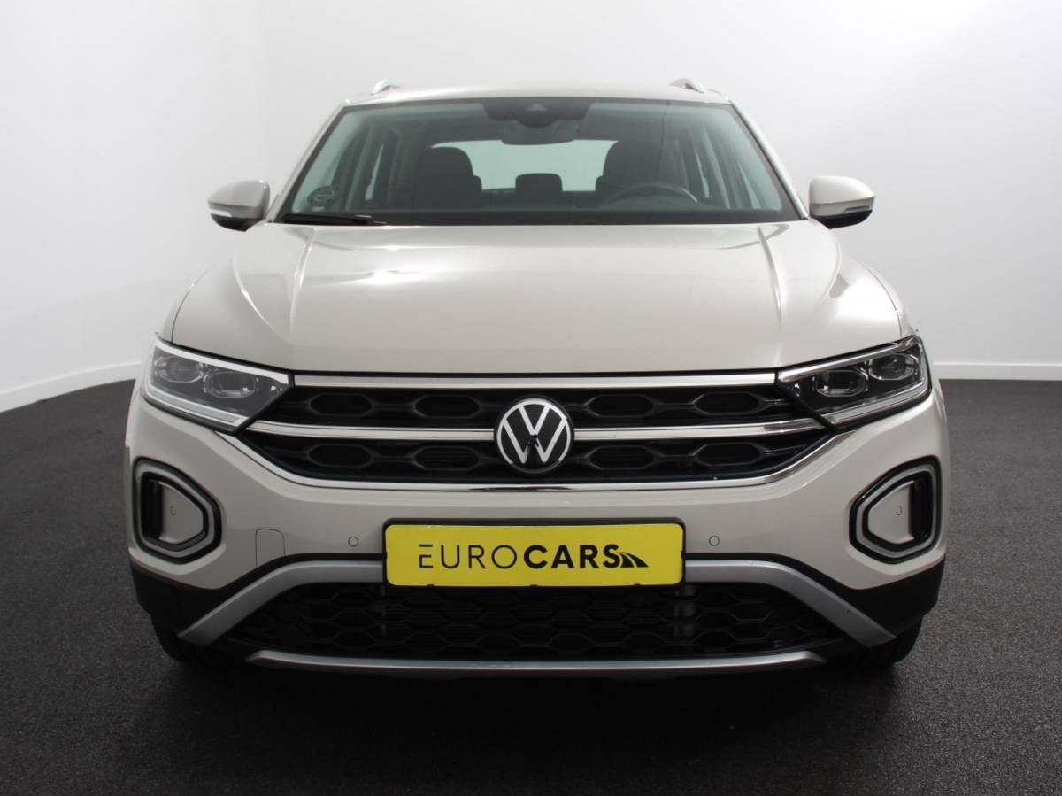 Volkswagen T-Roc Volkswagen T-Roc 1.5 TSI 150pk DSG Style Edition Navigatie Apple Carplay/Android Auto Camera Parkeersensoren Adaptive Cruise Control Dodehoek Assistent Elektrische achterklep Stoel- en stuurverwarming Full Led Climate Control Lichtmetalen velgen