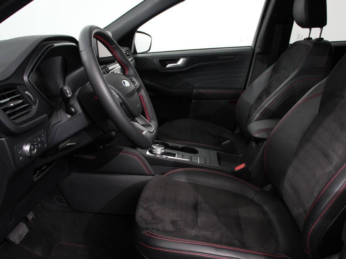 Ford Kuga Ford Kuga 2.5 PHEV ST-Line X | Navigatie | Apple Carplay/Android Auto | Parkeersensoren | Camera | Adaptive Cruise Control | Blind Spot Assist | Elektrische achterklep | Stuurverwarming | Park Assist | LED-koplampen |