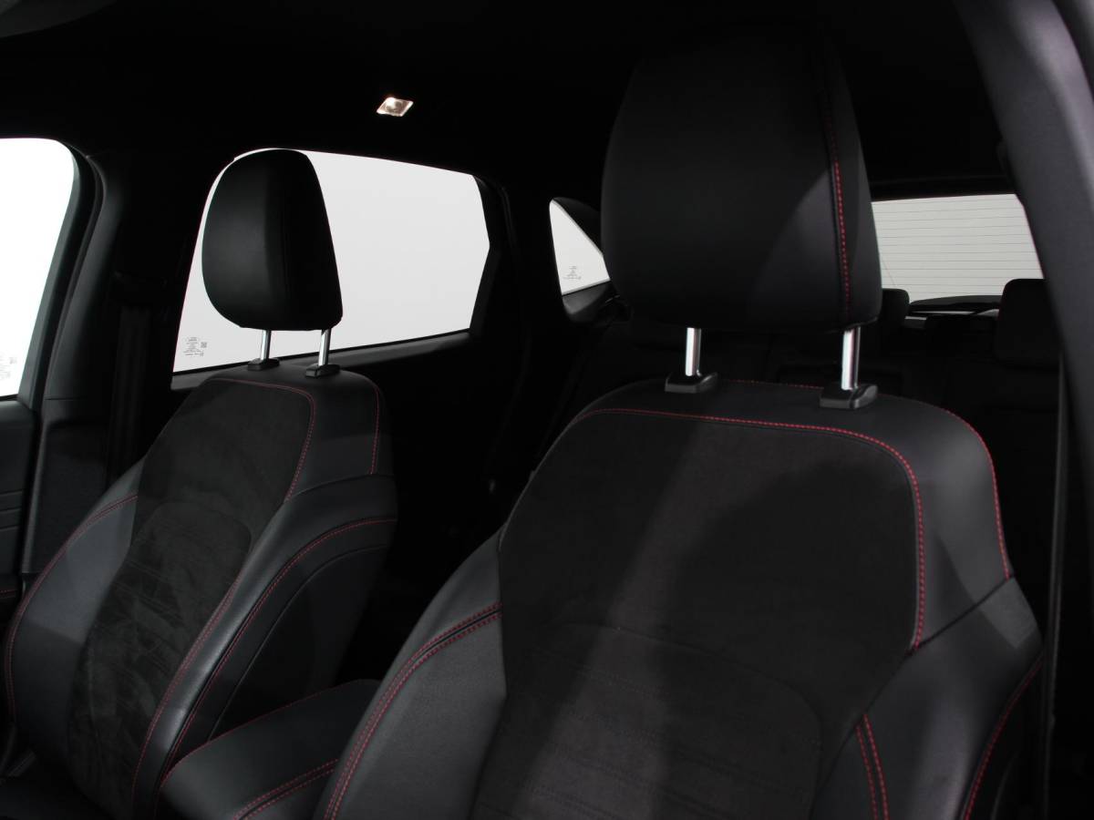 Ford Kuga Ford Kuga 2.5 PHEV ST-Line X | Navigatie | Apple Carplay/Android Auto | Parkeersensoren | Camera | Adaptive Cruise Control | Blind Spot Assist | Elektrische achterklep | Stuurverwarming | Park Assist | LED-koplampen |