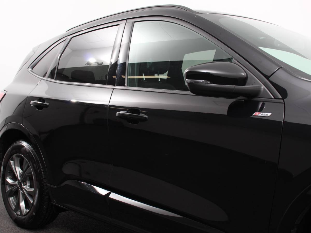Ford Kuga Ford Kuga 2.5 PHEV ST-Line X | Navigatie | Apple Carplay/Android Auto | Parkeersensoren | Camera | Adaptive Cruise Control | Blind Spot Assist | Elektrische achterklep | Stuurverwarming | Park Assist | LED-koplampen |