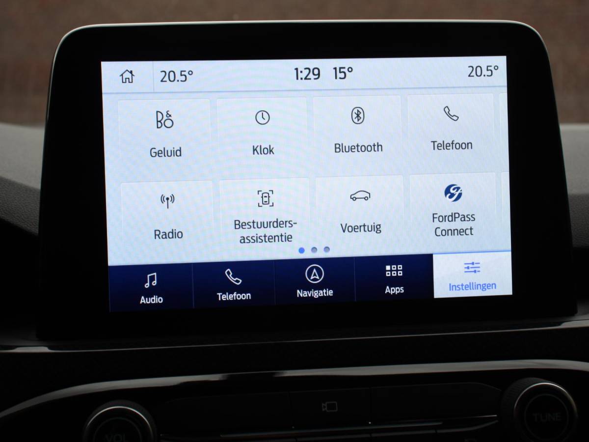 Ford Kuga Ford Kuga 2.5 PHEV ST-Line X | Navigatie | Apple Carplay/Android Auto | Parkeersensoren | Camera | Adaptive Cruise Control | Blind Spot Assist | Elektrische achterklep | Stuurverwarming | Park Assist | LED-koplampen |
