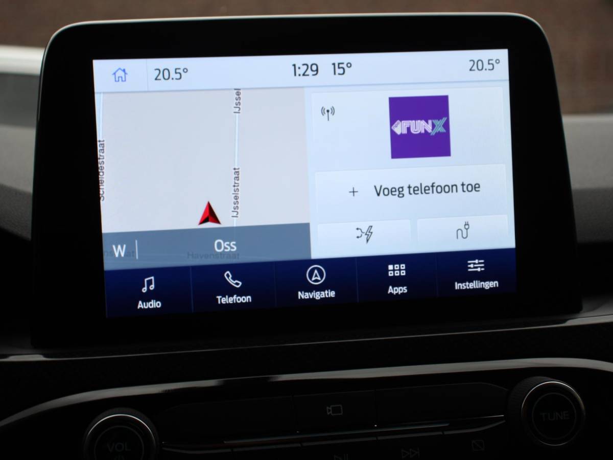 Ford Kuga Ford Kuga 2.5 PHEV ST-Line X | Navigatie | Apple Carplay/Android Auto | Parkeersensoren | Camera | Adaptive Cruise Control | Blind Spot Assist | Elektrische achterklep | Stuurverwarming | Park Assist | LED-koplampen |
