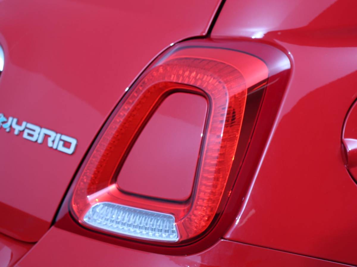 Fiat 500 Fiat 500 1.0 Hybrid Vita | Airco | DAB | Groot Touchscreen scherm | Cruise Control