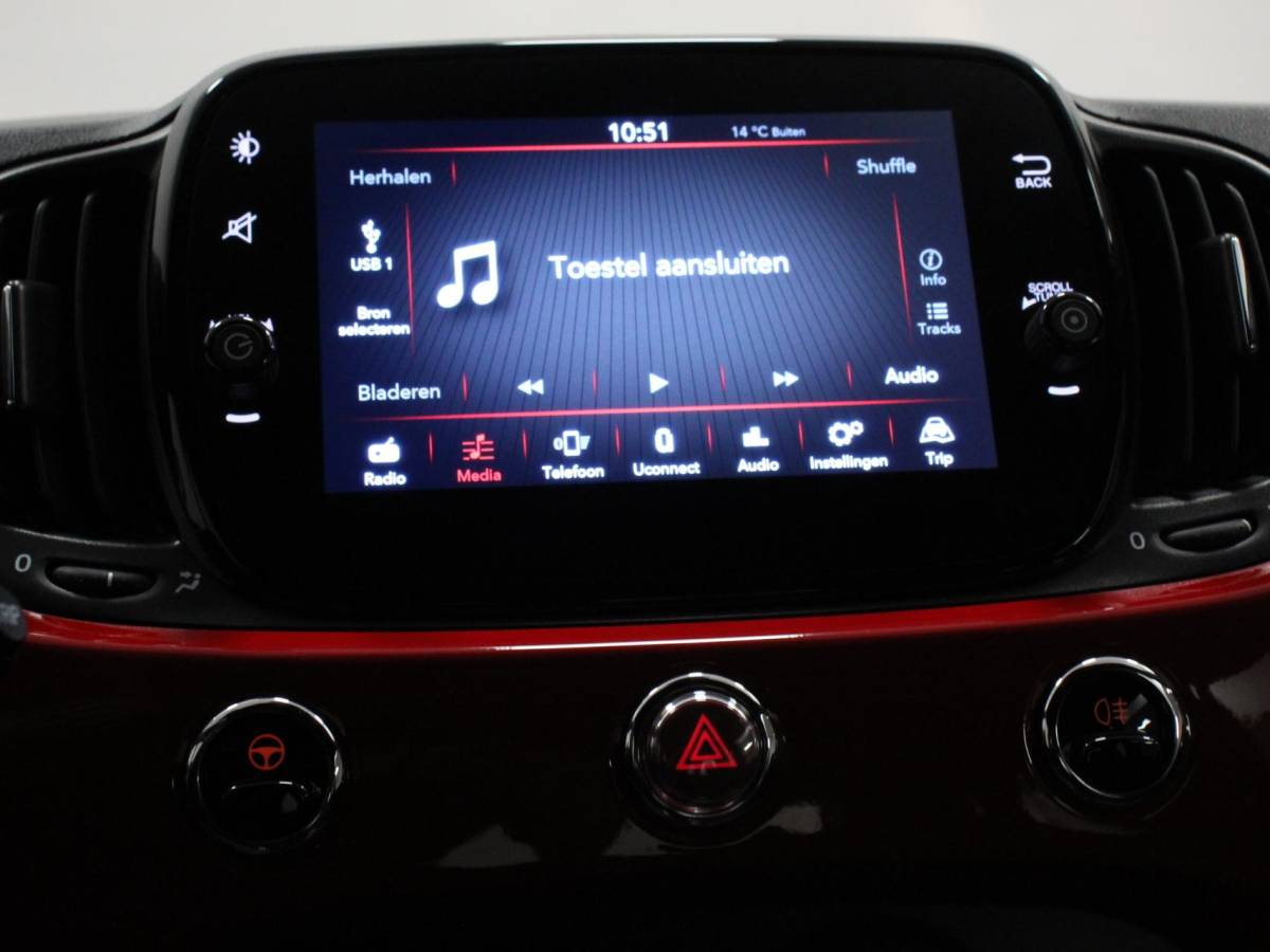 Fiat 500 Fiat 500 1.0 Hybrid Vita | Airco | DAB | Groot Touchscreen scherm | Cruise Control