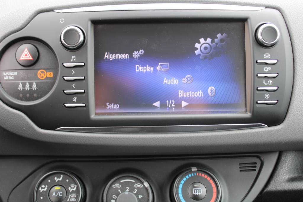 Toyota Yaris Toyota Yaris 1.5 VVT-i Bi-Tone