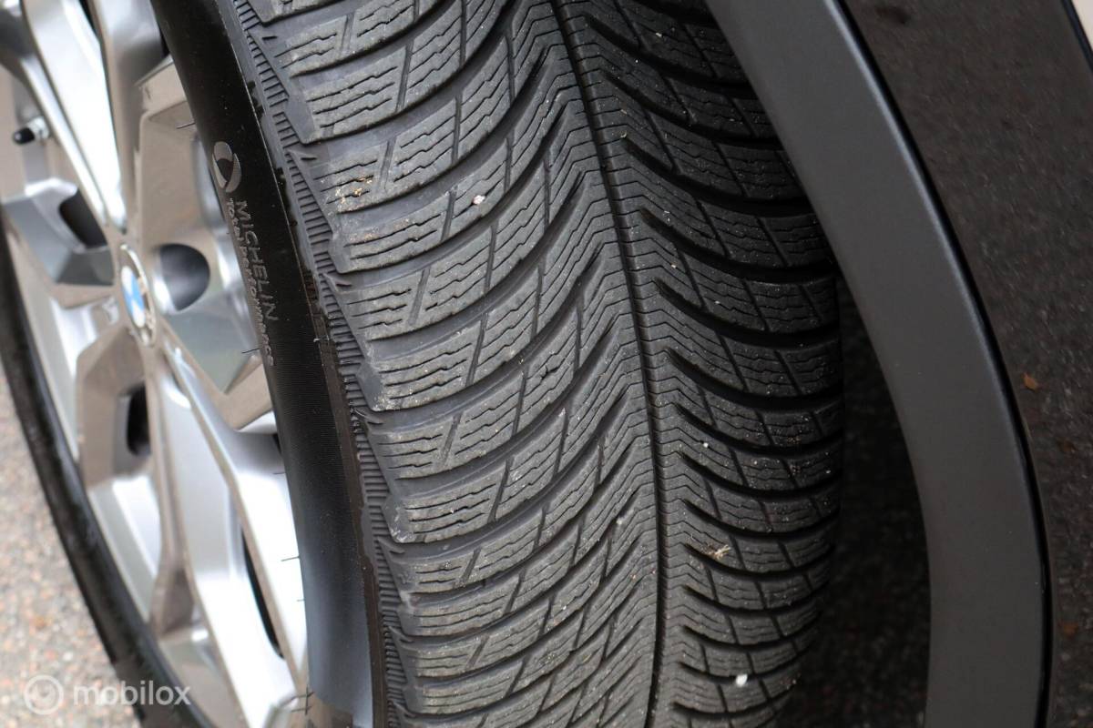 BMW X3 BMW X3 xDrive20i aut Executive | panoramadak | sportstoelen