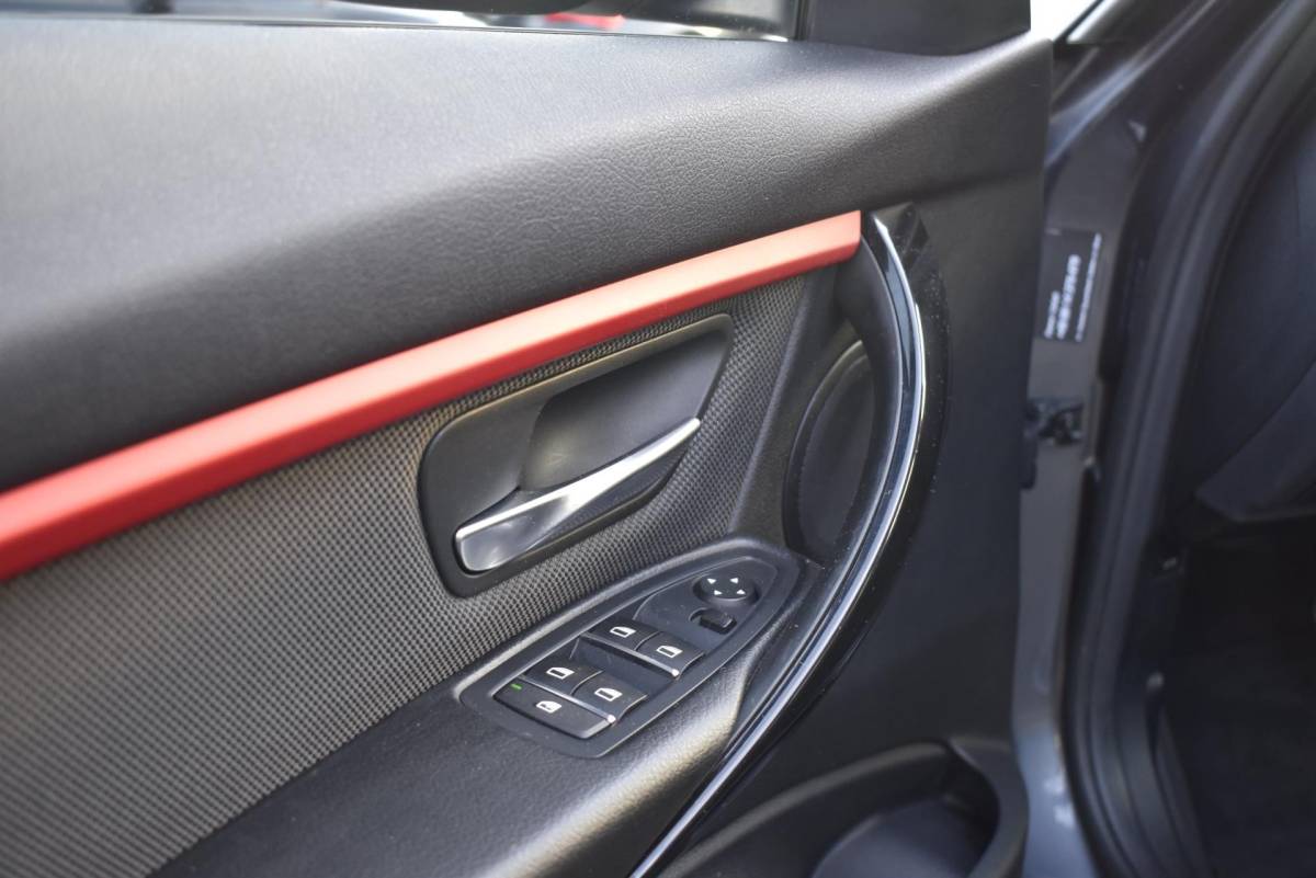 BMW 3 Serie BMW 3-serie Touring 320i Sport
