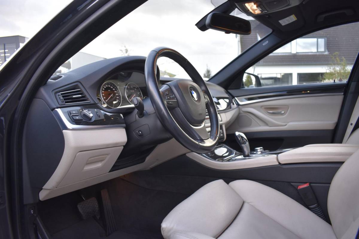 BMW 5 Serie BMW 5-serie 523i High Executive youngtimer nette auto