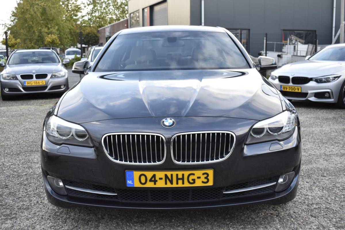 BMW 5 Serie BMW 5-serie 523i High Executive youngtimer nette auto