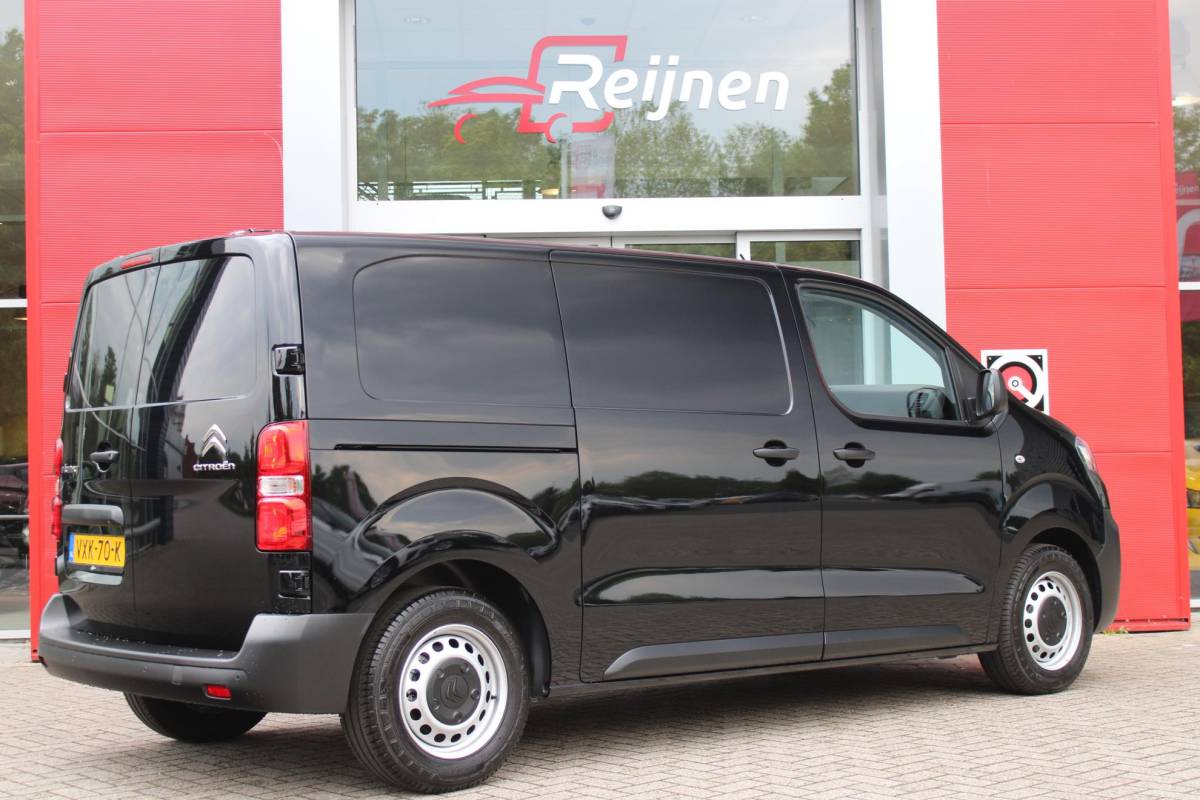 Citroën ë-Jumpy Citroen ë-Jumpy L2 136PK AUTOMAAT 75 kWh | NAVIGATIE 10″ TOUCHSCREEN | ACHTERUITRIJ CAMERA | APPLE CARPLAY/ANDROID AUTO | PARKEERSENSOREN | CRUISE CONTROL | DAB+ RADIO | NIEUWE BUS! | 3-ZITS |