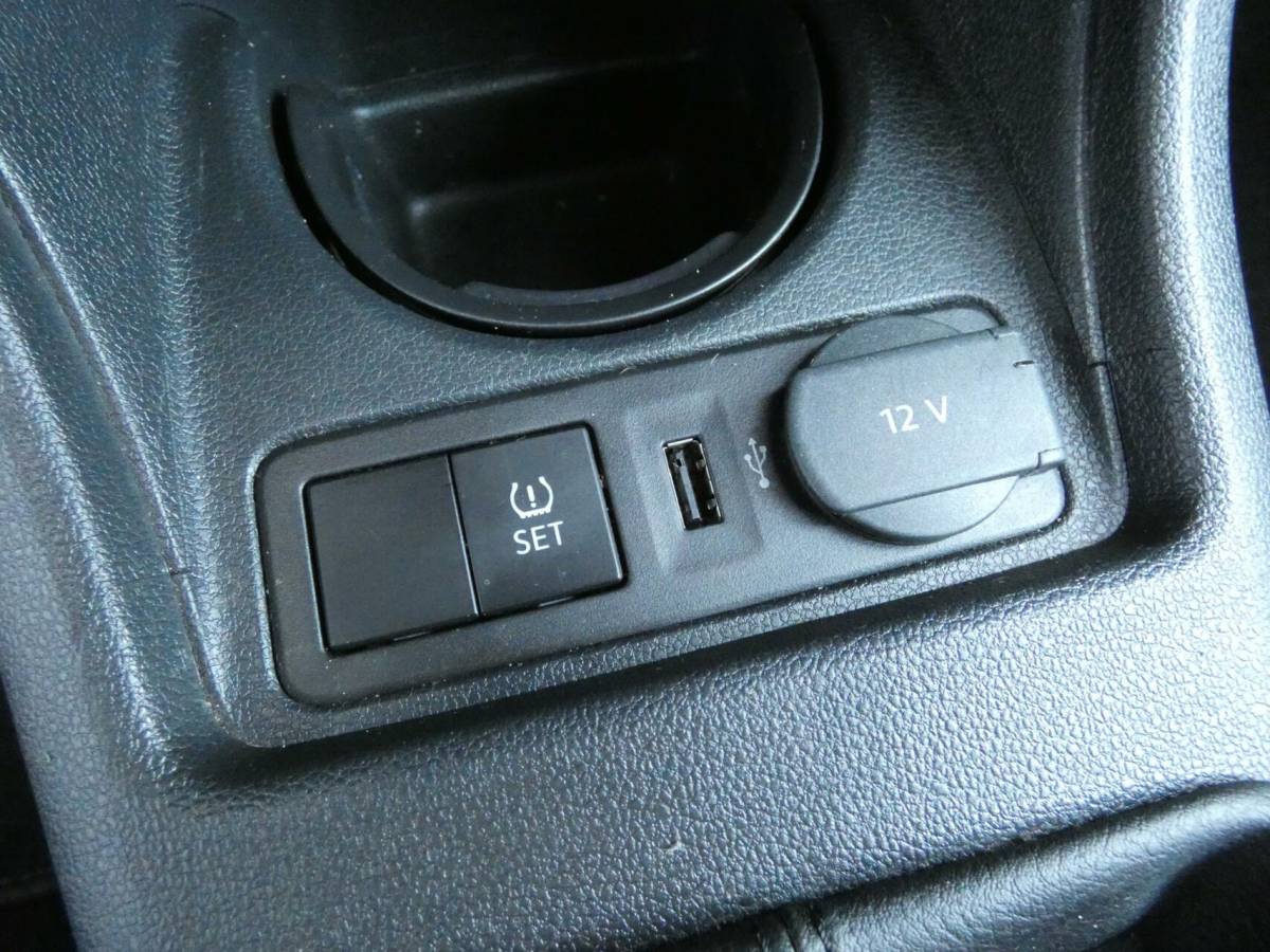 Volkswagen up! Volkswagen Up! 1.0 75 PK Move Up! | AIRCO | 127000 KM!!!