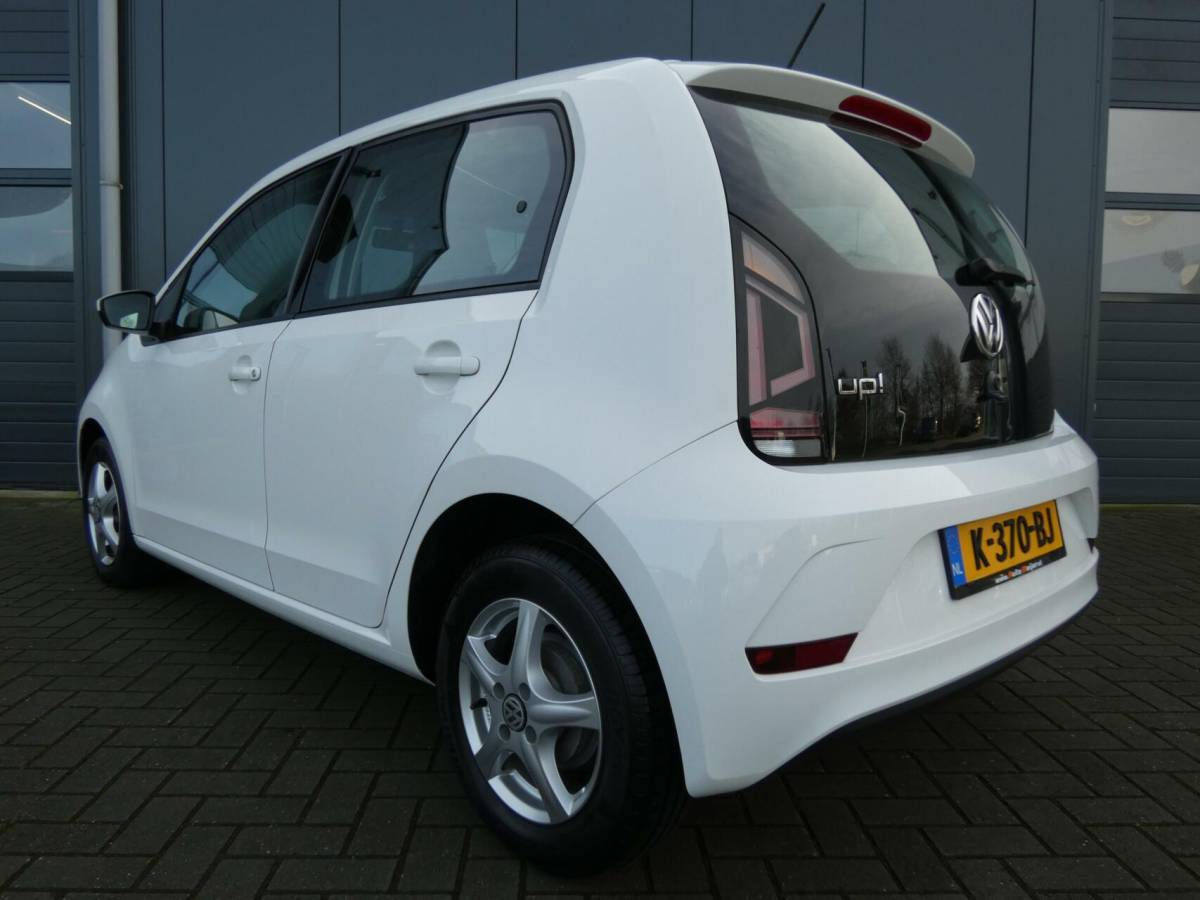 Volkswagen up! Volkswagen Up! 1.0 75 PK Move Up! | AIRCO | 127000 KM!!!