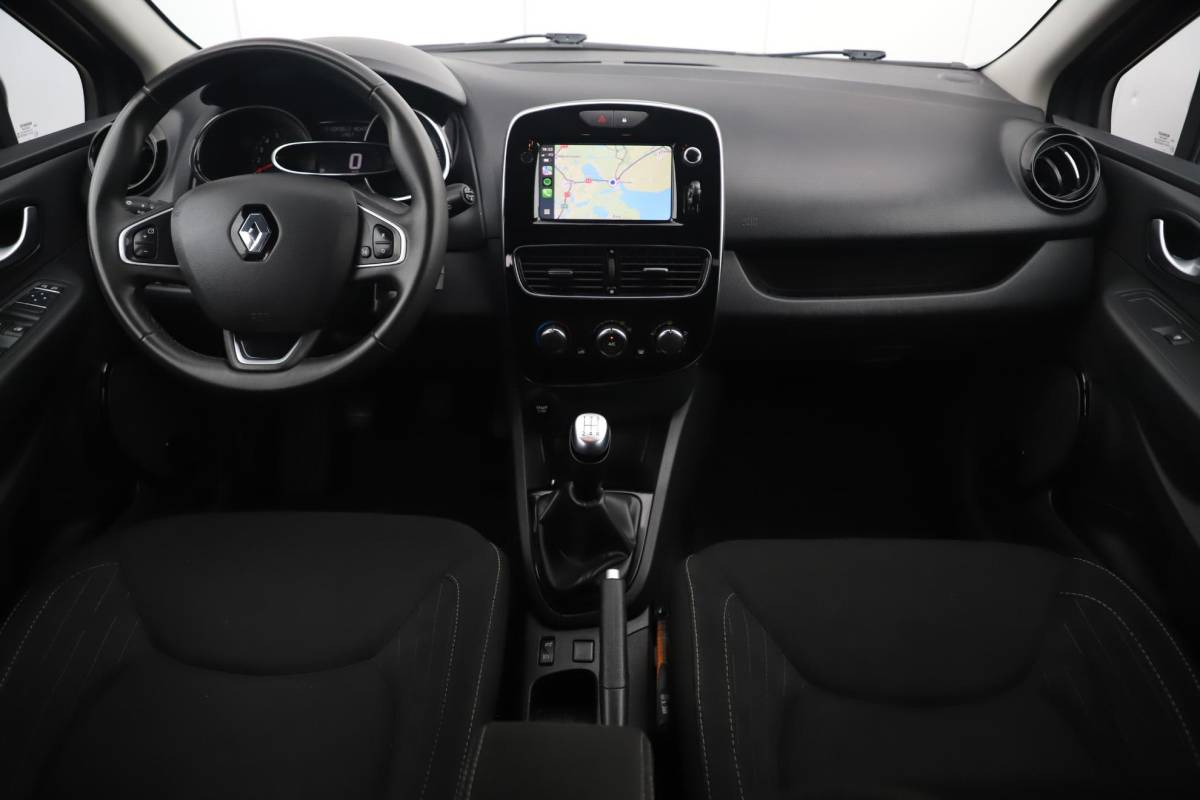 Renault Clio Renault Clio Estate 0.9 TCe Limited Nardo Grey 16 inch LMV Keyless Navigatie Carplay Airco Cruise Control
