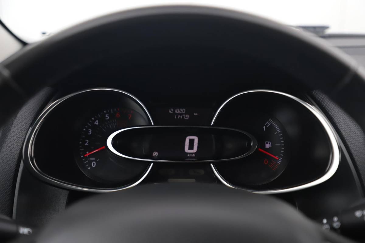 Renault Clio Renault Clio Estate 0.9 TCe Limited Nardo Grey 16 inch LMV Keyless Navigatie Carplay Airco Cruise Control