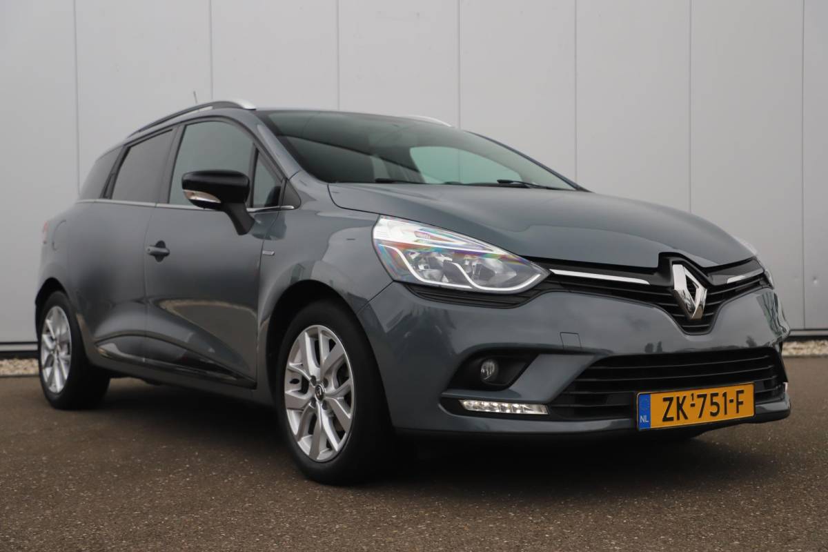Renault Clio Renault Clio Estate 0.9 TCe Limited Nardo Grey 16 inch LMV Keyless Navigatie Carplay Airco Cruise Control