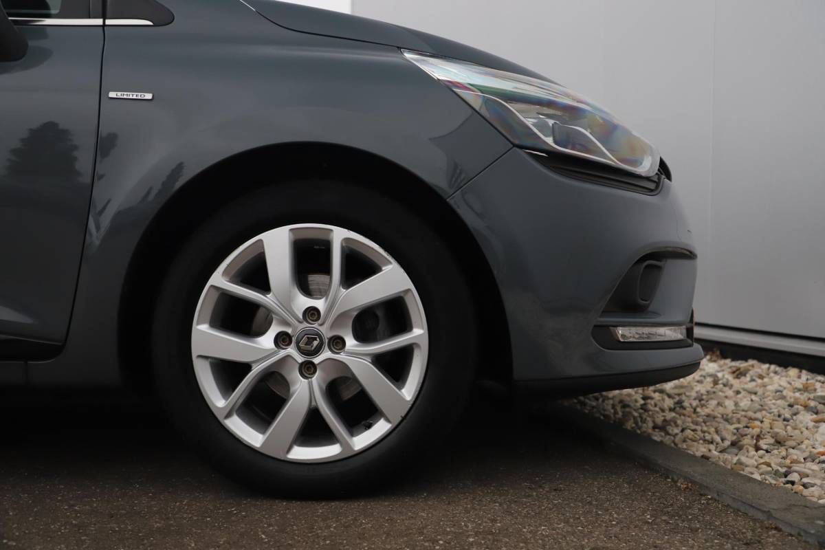 Renault Clio Renault Clio Estate 0.9 TCe Limited Nardo Grey 16 inch LMV Keyless Navigatie Carplay Airco Cruise Control