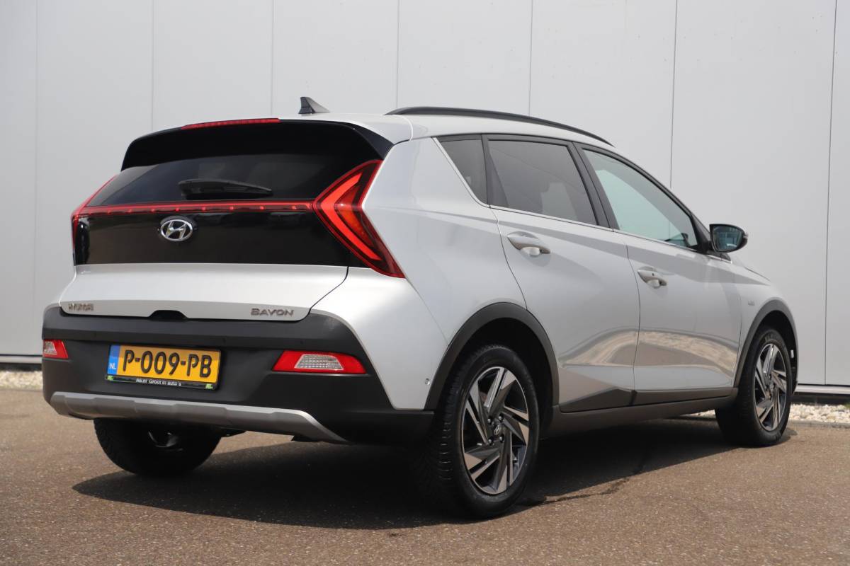 Hyundai Bayon Hyundai Bayon 1.0 T-GDI Premium Navigatie Achteruitrijcamera Carplay Android Stuur & Stoelverwarming Rijstrooksensor