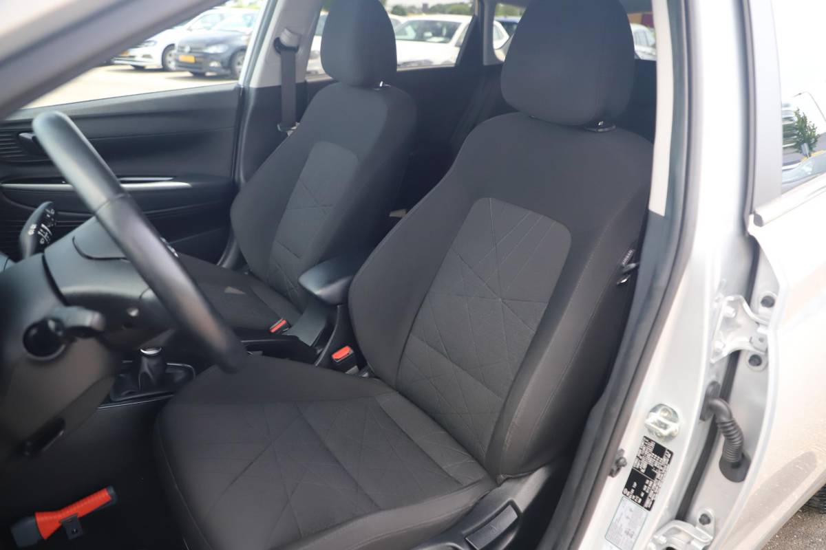 Hyundai Bayon Hyundai Bayon 1.0 T-GDI Premium Navigatie Achteruitrijcamera Carplay Android Stuur & Stoelverwarming Rijstrooksensor